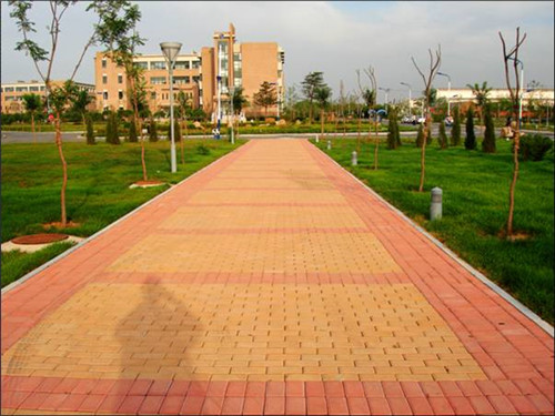 彩砖地面 彩砖地面